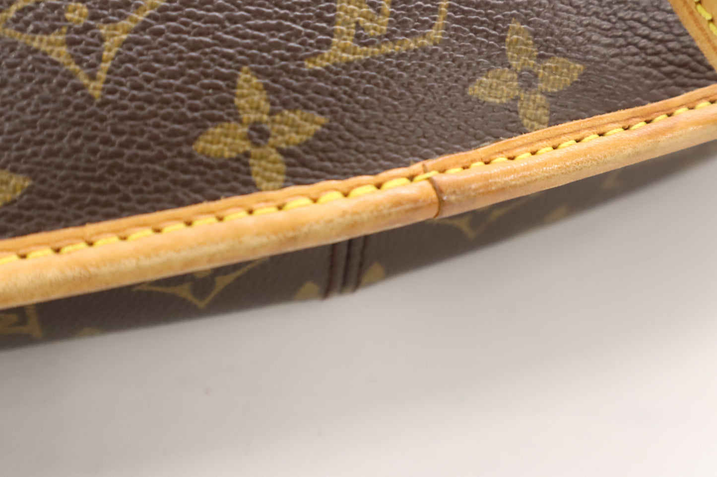 LOUIS VUITTON M42250 Monogram Sologne Shoulder Bag