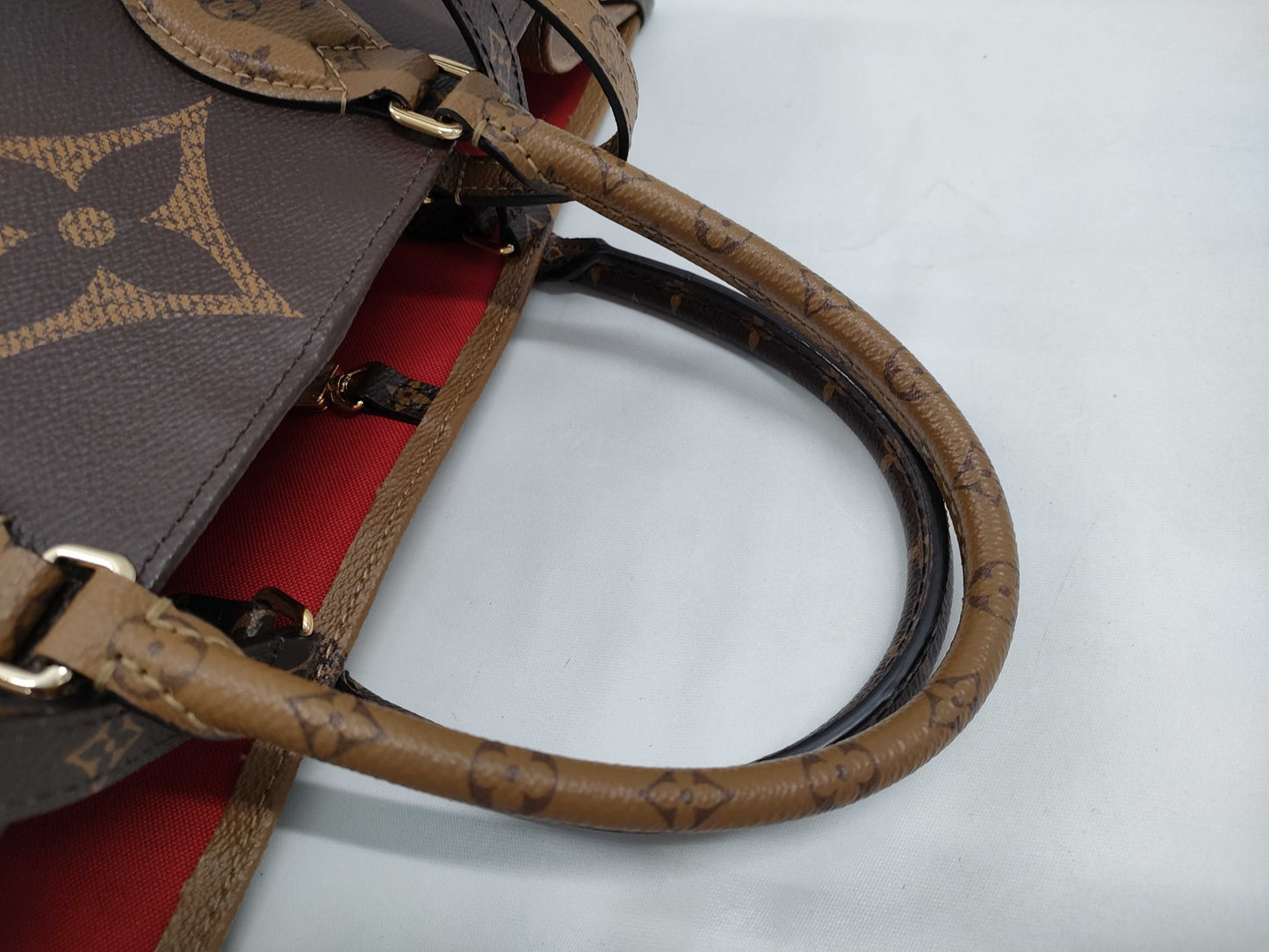LOUIS VUITTON Giant On the Go GM Tote Bag