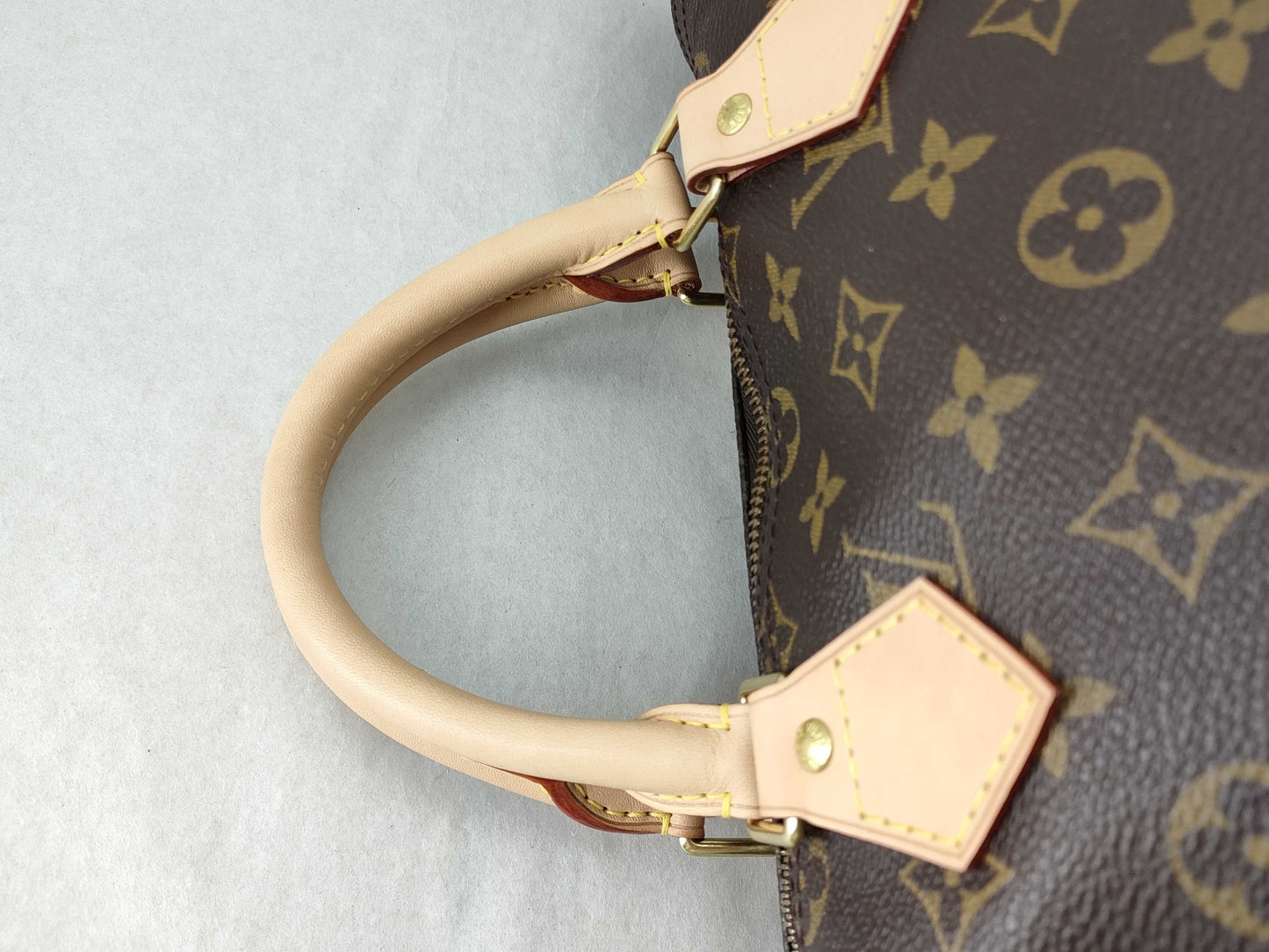 LOUIS VUITTON Speedy 35 Handbag