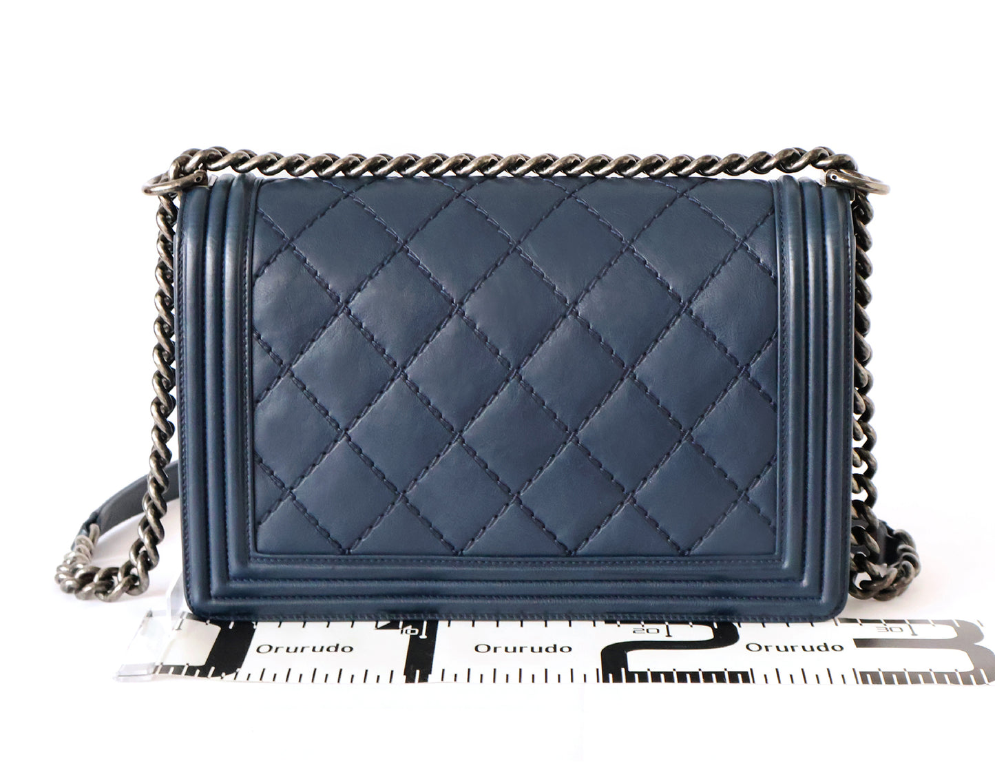 CHANEL Seal 18 Series Boy Chanel Matelasse Lambskin Chain Shoulder Bag Navy