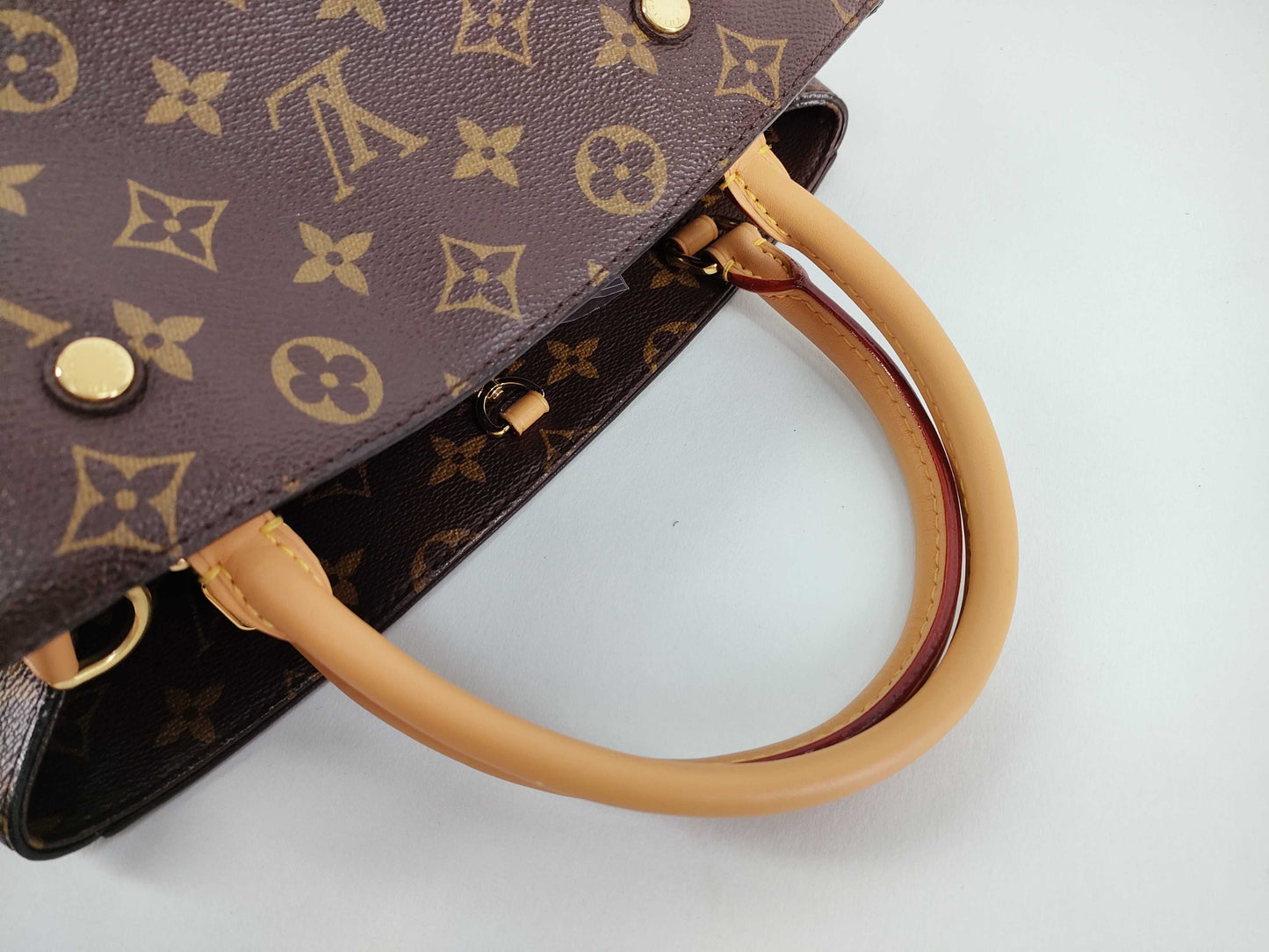 LOUIS VUITTON Louis Vuitton Montaigne Bag Handbag