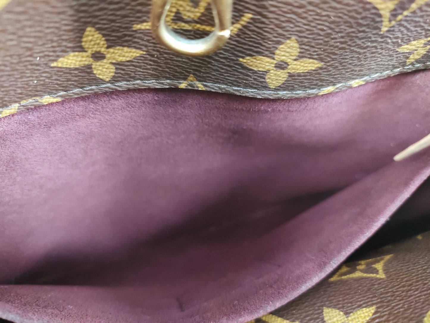 LOUIS VUITTON Louis Vuitton Montaigne Bag Handbag