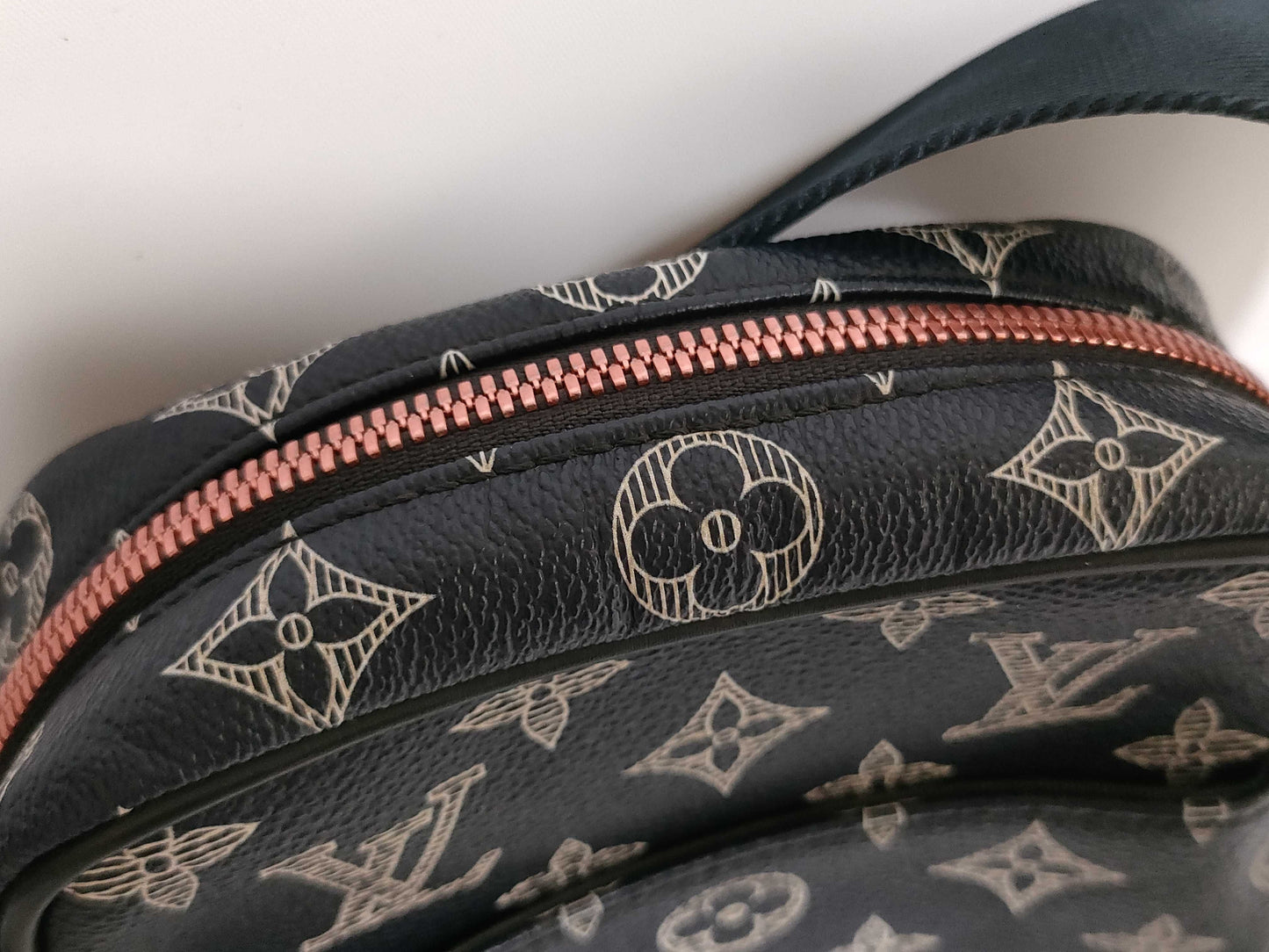 LOUIS VUITTON Louis Vuitton Monogram Camera Bag Shoulder Bag