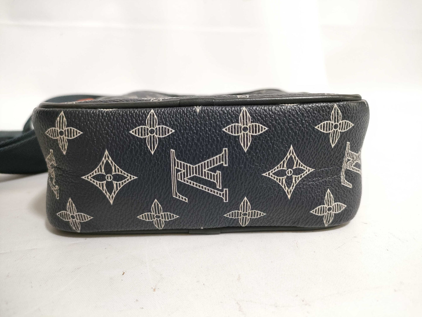 LOUIS VUITTON Louis Vuitton Monogram Camera Bag Shoulder Bag