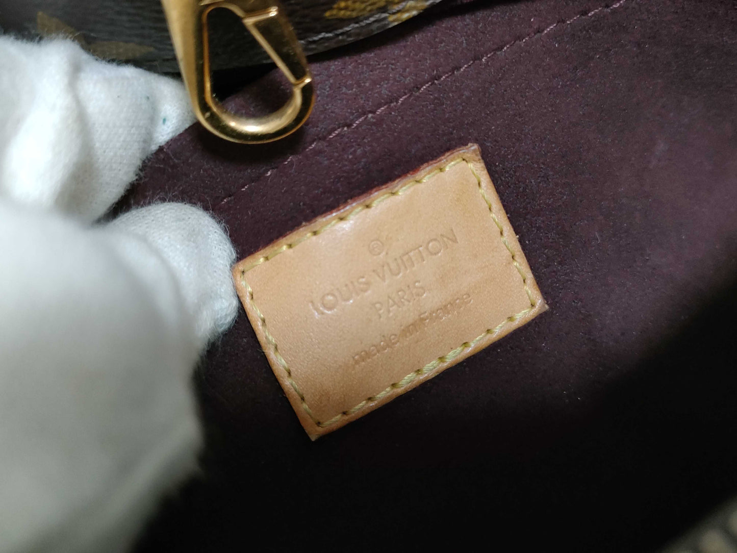 LOUIS VUITTON Louis Vuitton Montaigne Bag Handbag
