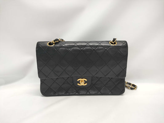 CHANEL Matelasse Chain Shoulder Bag Lambskin
