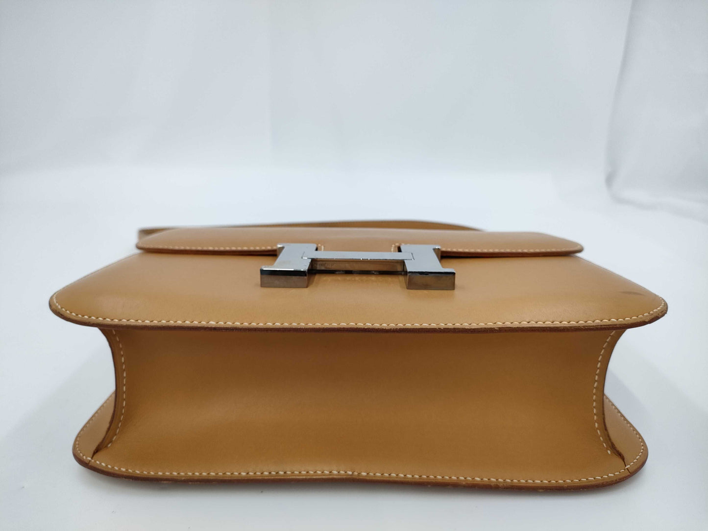 HERMES Constance 24 Swift Biscuit Shoulder Bag with D Stamp