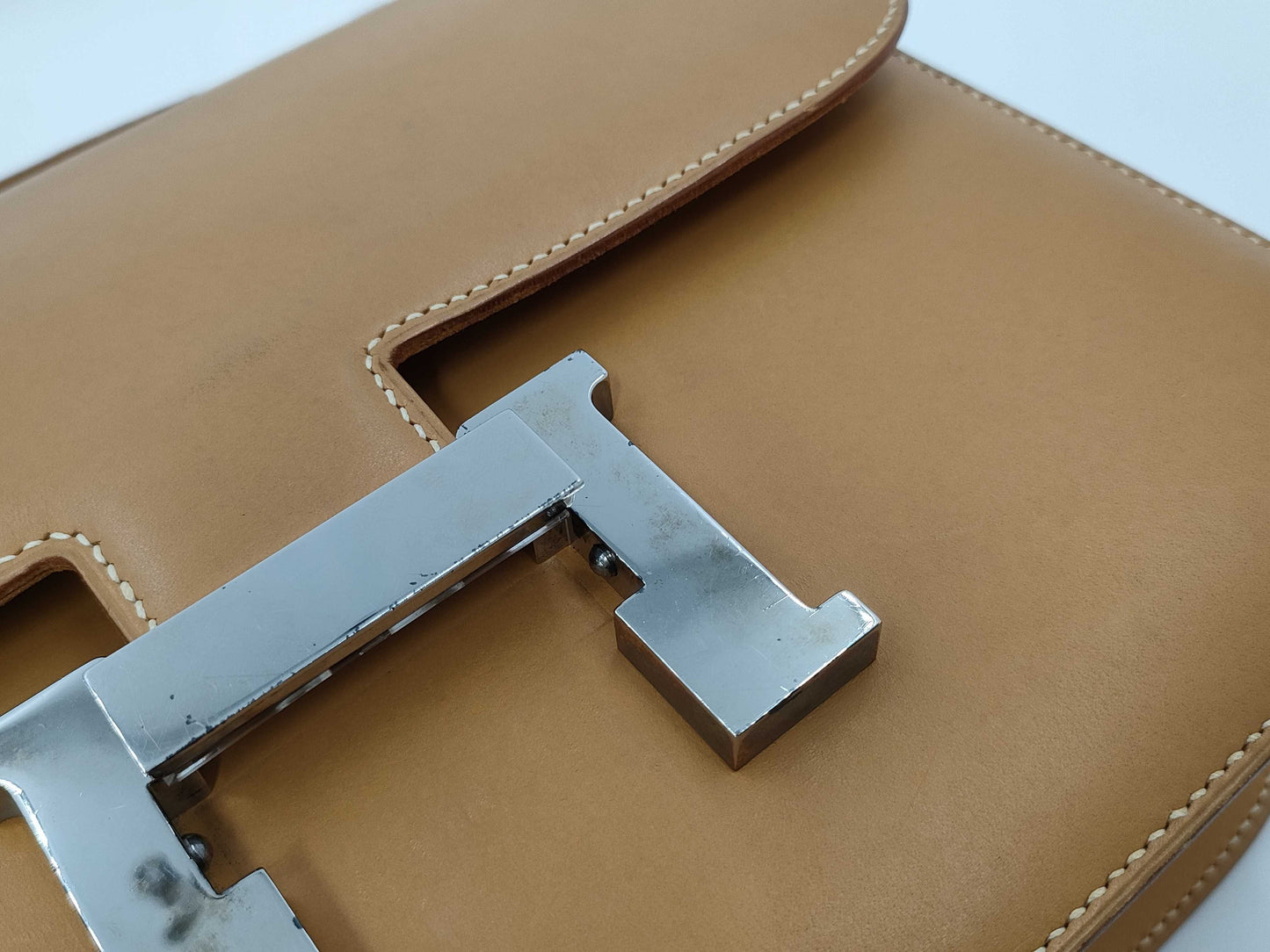HERMES Constance 24 Swift Biscuit Shoulder Bag with D Stamp