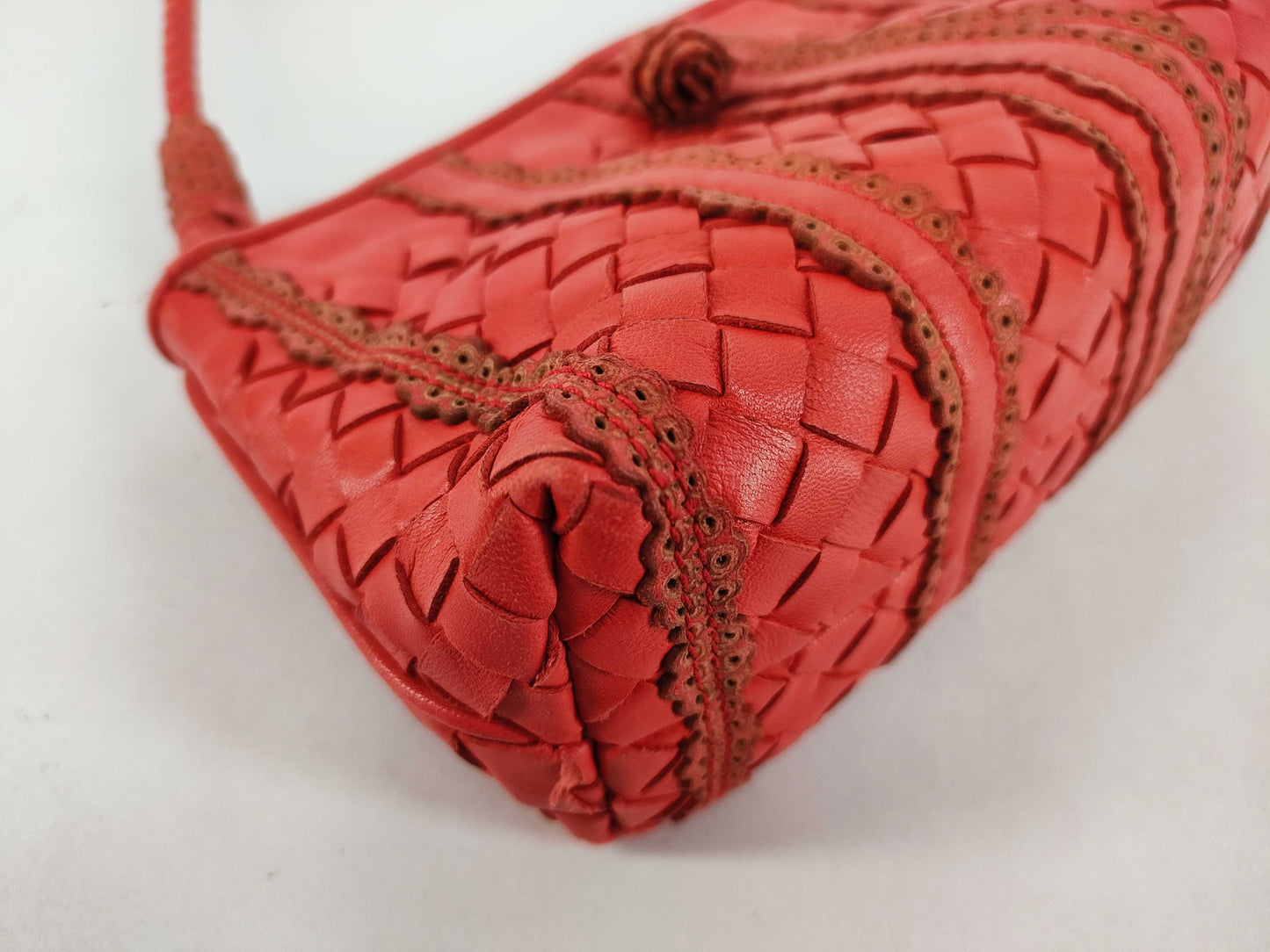 BOTTEGA VENETA Bottega Intrecciato One-Shoulder Bag Handbag
