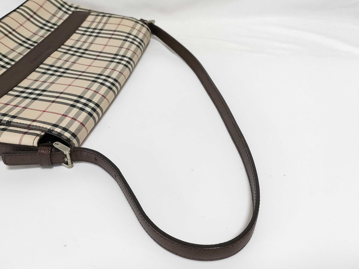 BURBERRY semi-shoulder beige checked shoulder bag
