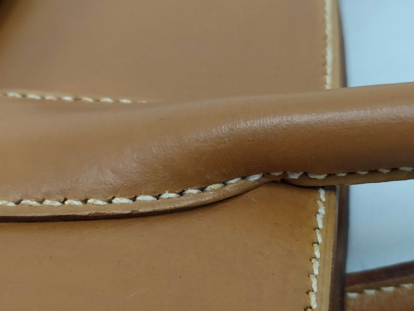 HERMES White Bass GM Handbag, Brown, D Stamp