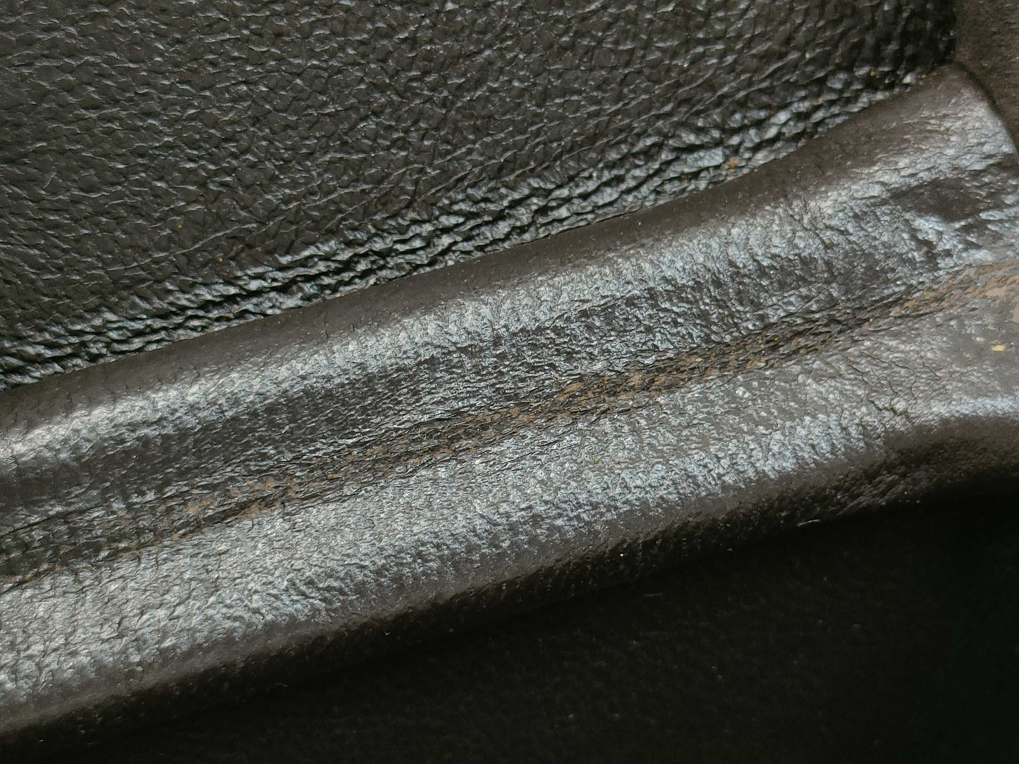 CHANEL Matelasse Suede Tortoiseshell Box Chain Handbag with Seal