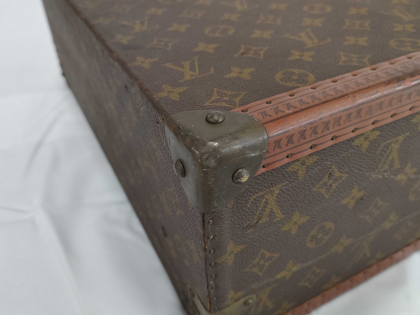 LOUIS VUITTON Monogram Visten 70 M21324 918989 Bag