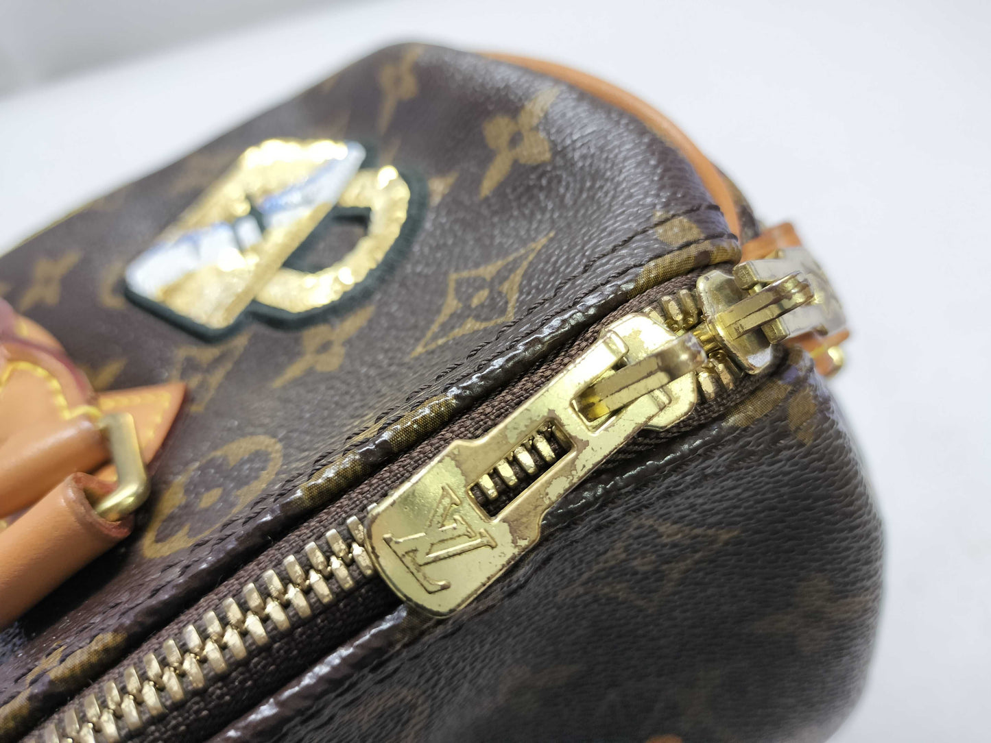 LOUIS VUITTON Louis Vuitton Speedy 30 Handbag