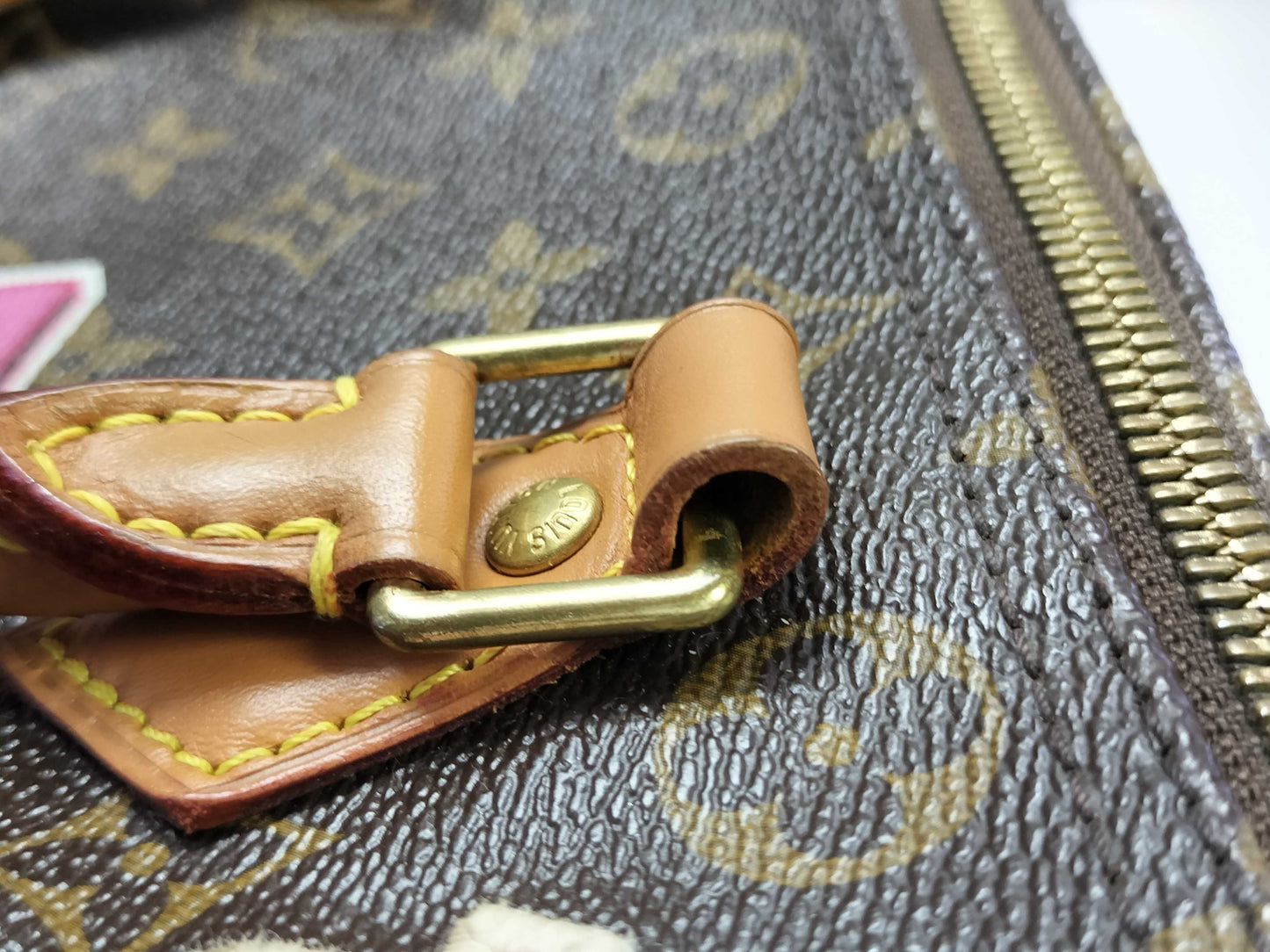 LOUIS VUITTON Louis Vuitton Speedy 30 Handbag