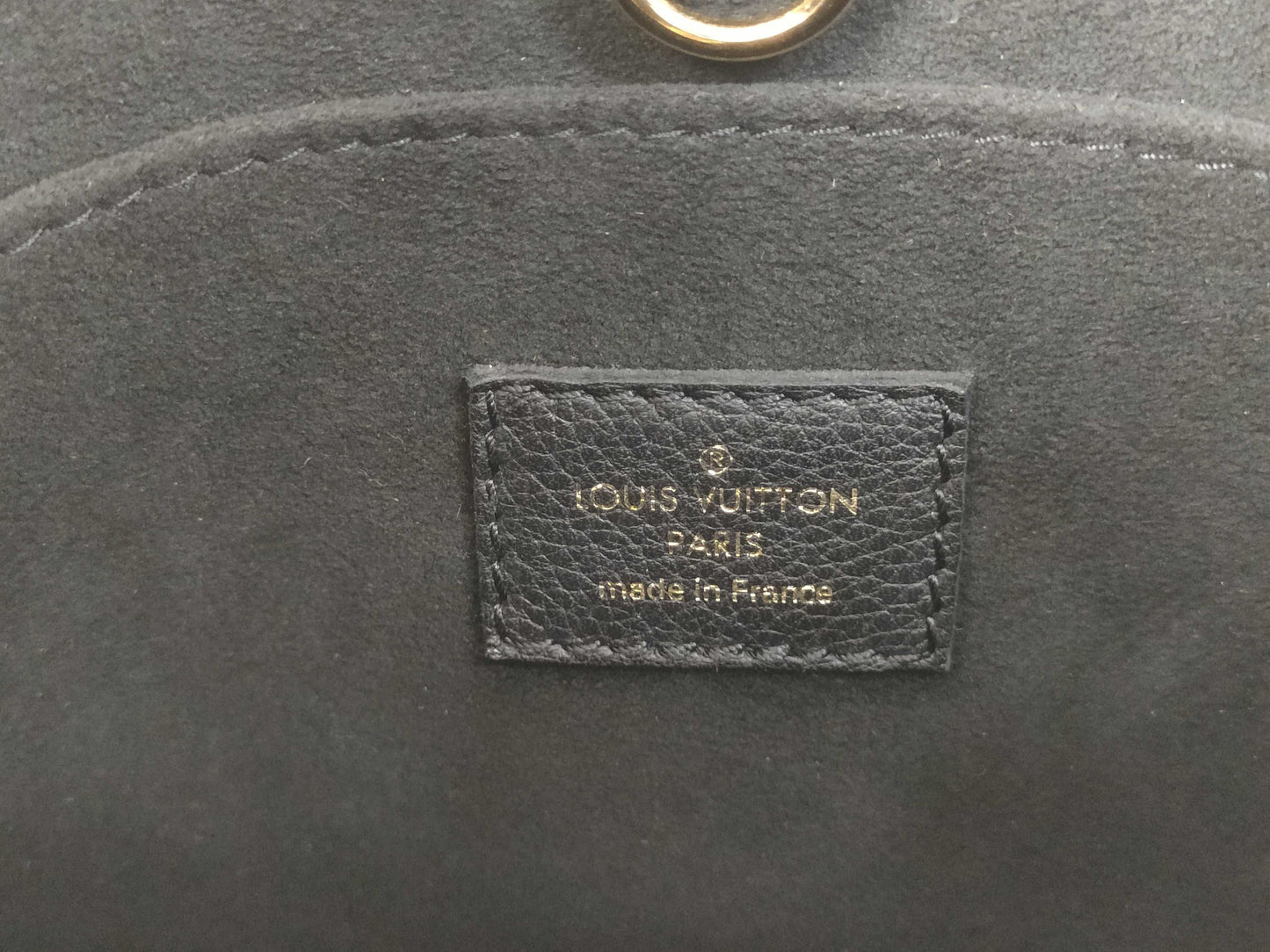 LOUIS VUITTON M22311 Vuitton Lock & Go Lock Me Handbag