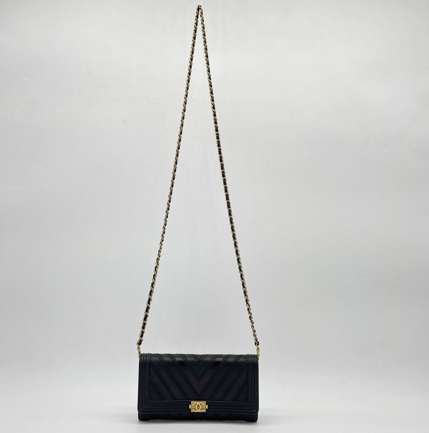 CHANEL Boy Chanel Chain Shoulder Bag Chevron 22 Series Wallet