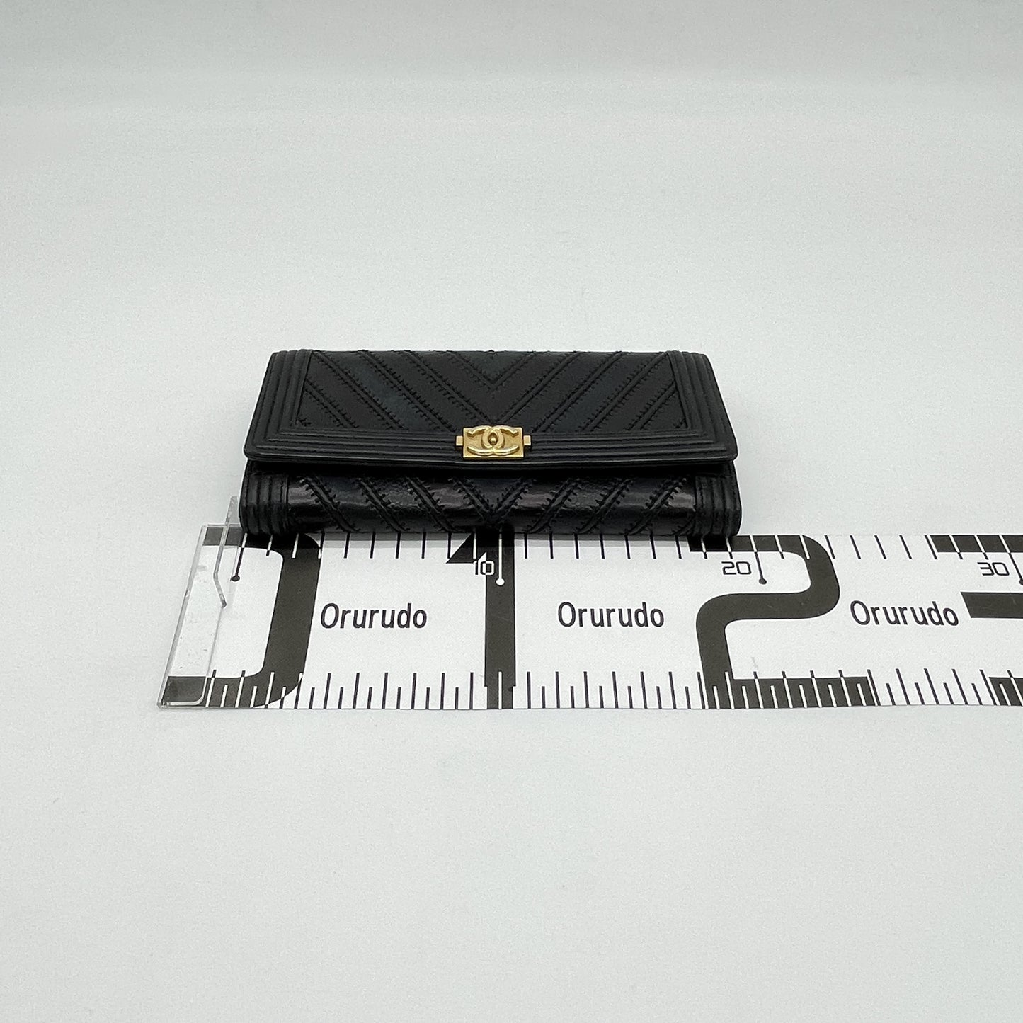 CHANEL Boy Chanel Chain Shoulder Bag Chevron 22 Series Wallet