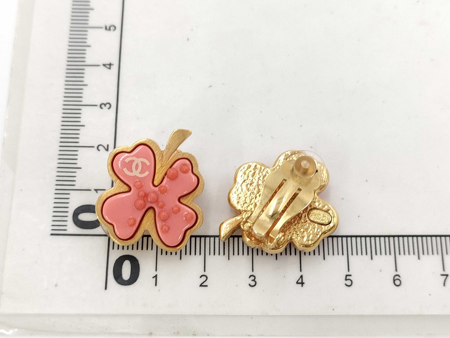 CHANEL Clover Coral x Gold YG Earrings