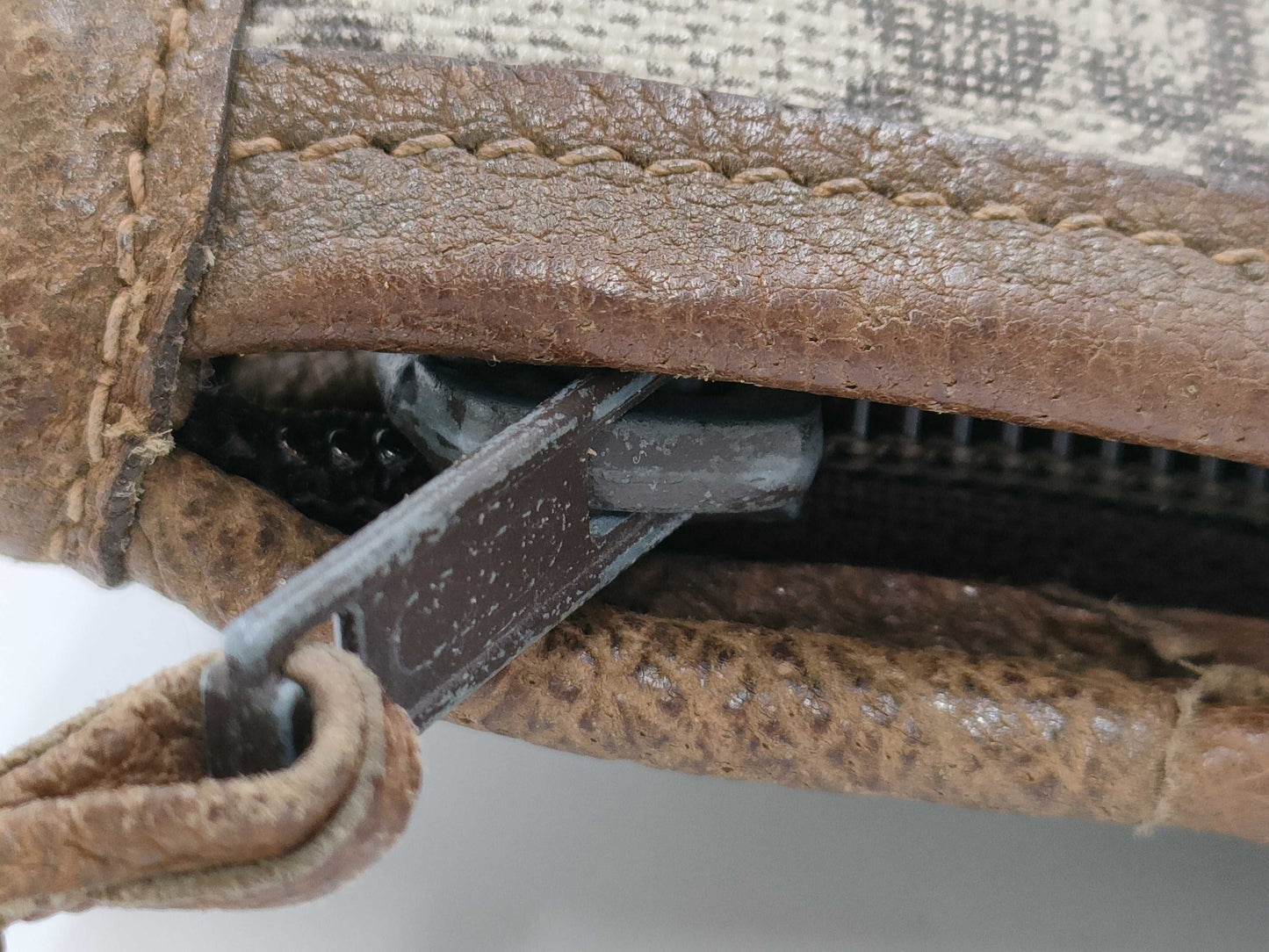 GUCCI GG Plus Second Bag Clutch Bag