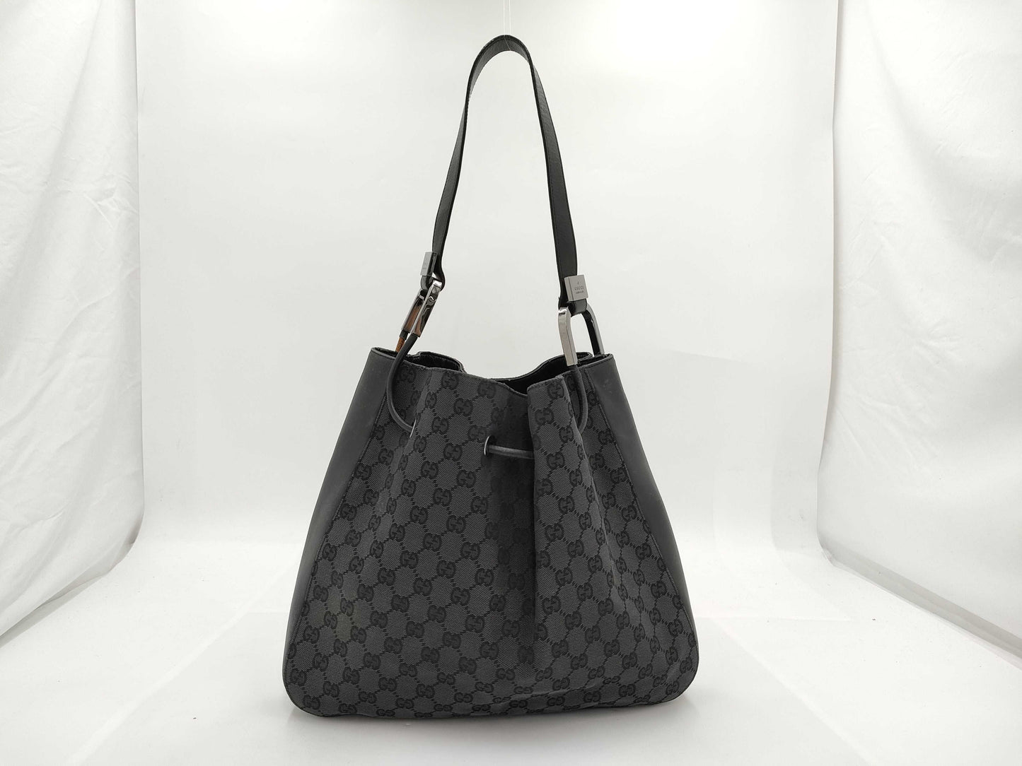 GUCCI 001 3746 GG Canvas Drawstring One-Shoulder Bag Bucket Bag