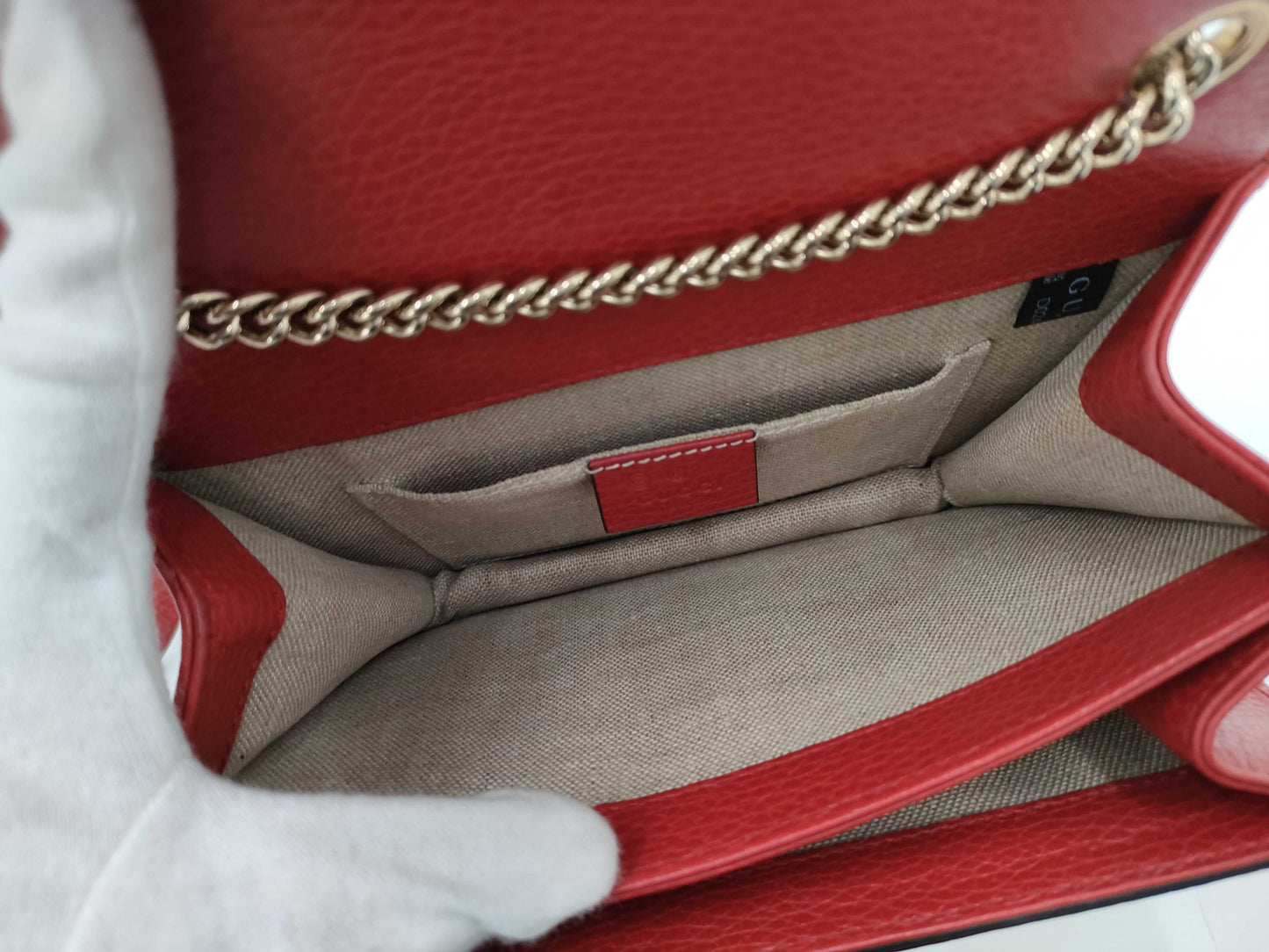 GUCCI Interlocking Leather Chain Shoulder Bag