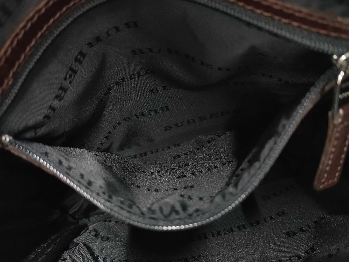 BURBERRY Nova Check Logo Plate Shoulder Bag