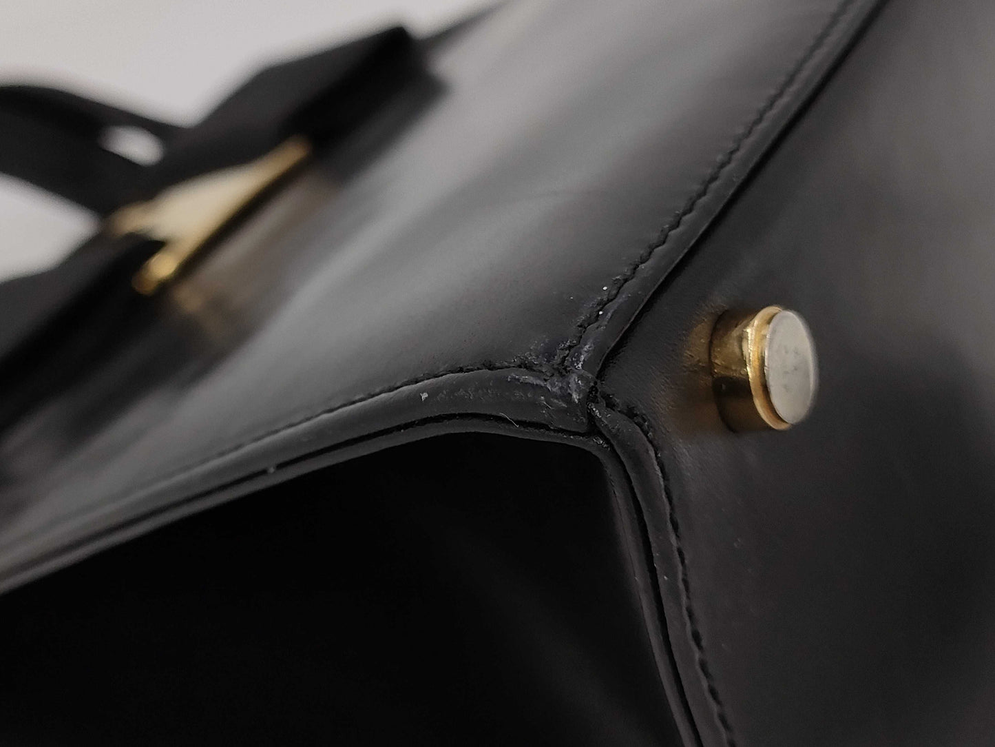 Salvatore Ferragamo Vara Leather Handbag