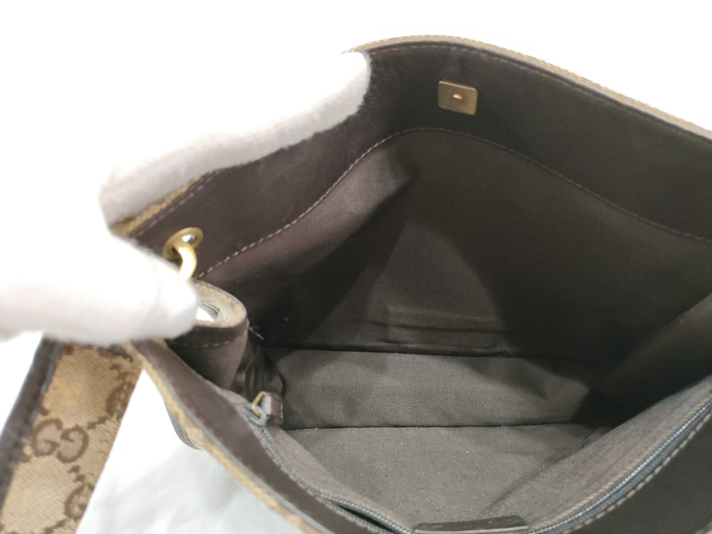 GUCCI GG Canvas Shoulder Bag
