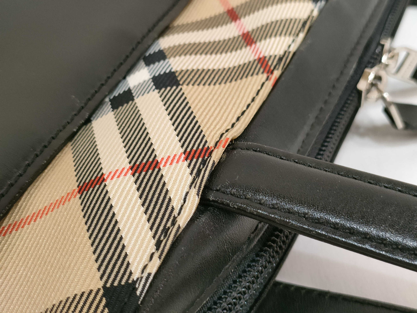 BURBERRY Nova Check Leather Shoulder Bag/Handbag