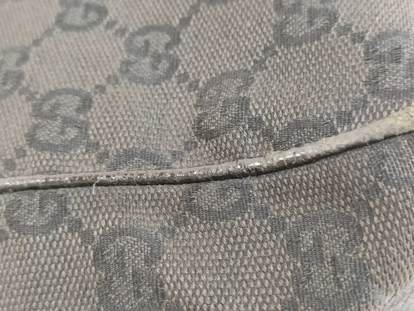 GUCCI GG Canvas Tote Bag