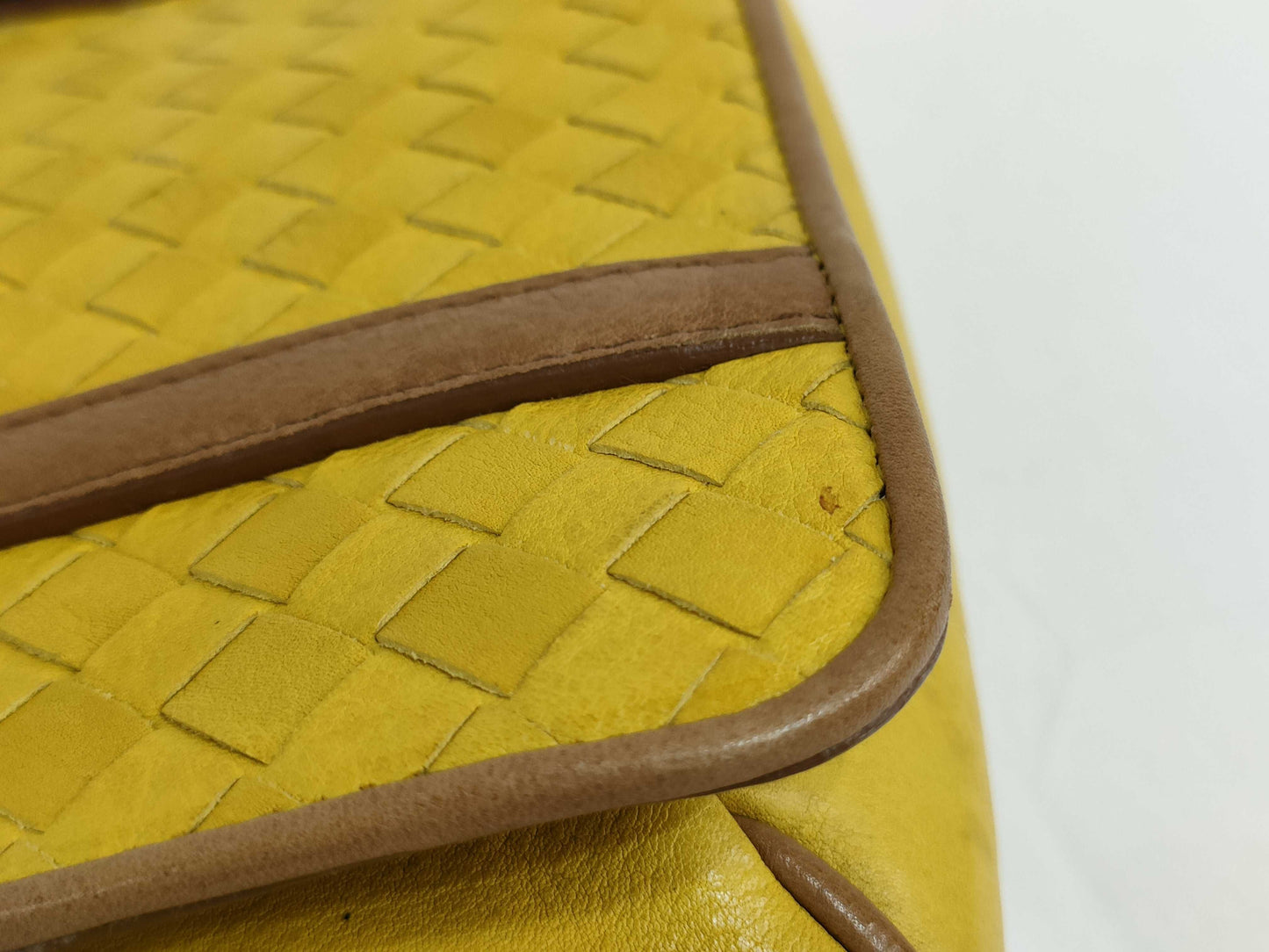 BOTTEGA VENETA Intrecciato Leather Handbag Two-Tone Handbag