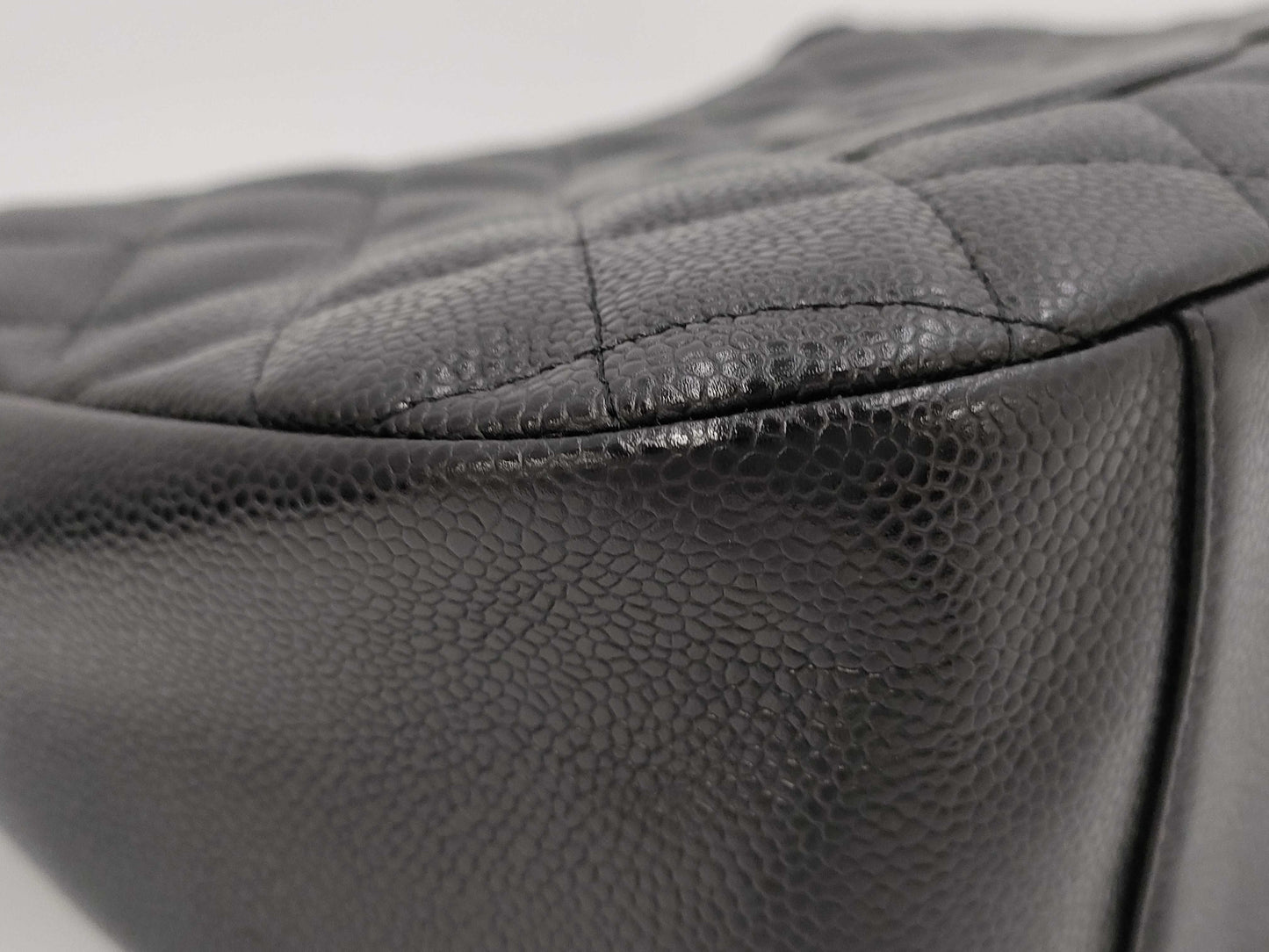 CHANEL Crescent Moon One-Shoulder Caviar Black GP Shoulder Bag