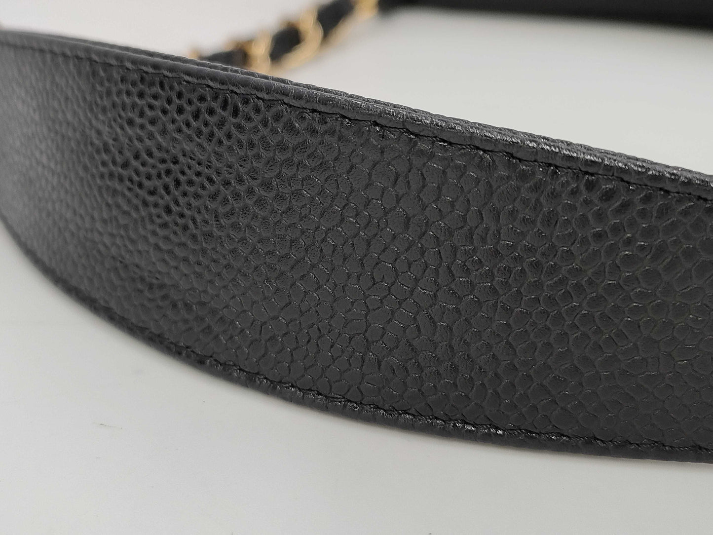 CHANEL Crescent Moon One-Shoulder Caviar Black GP Shoulder Bag