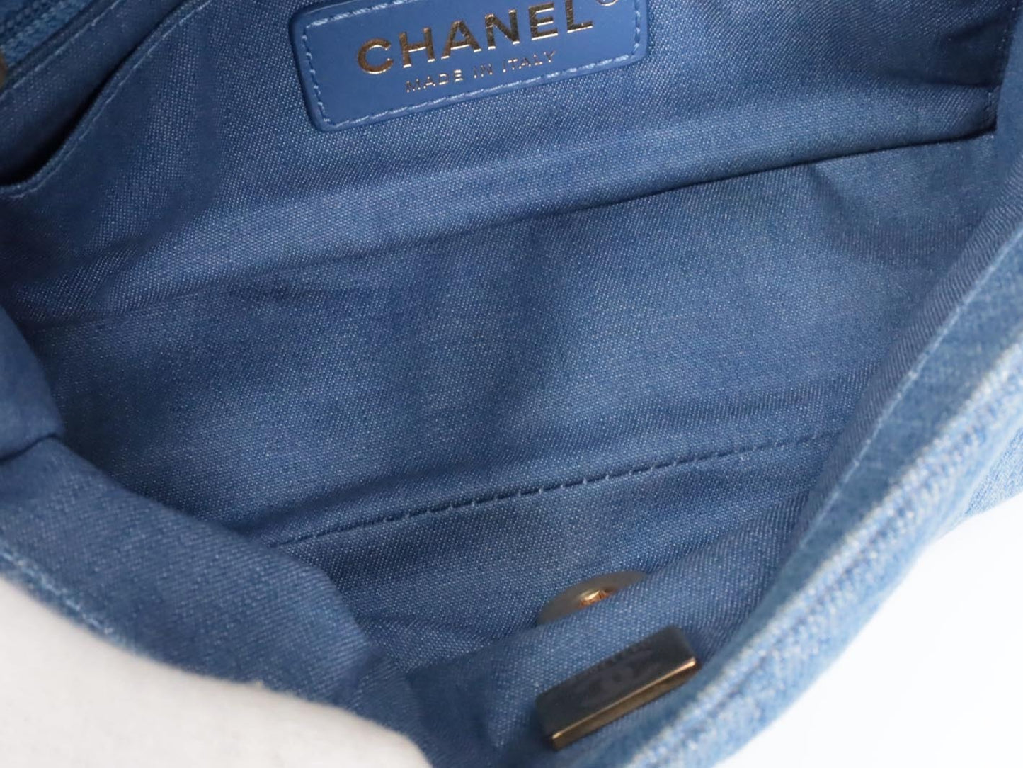 CHANEL Mini Matelasse 20 Denim Pearl Crush Shoulder Bag