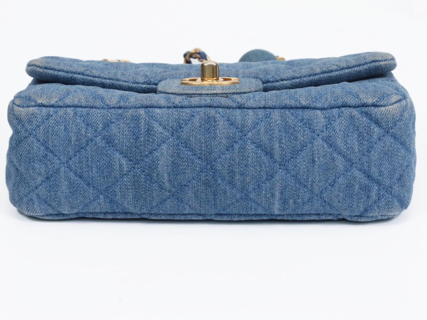 CHANEL Mini Matelasse 20 Denim Pearl Crush Shoulder Bag
