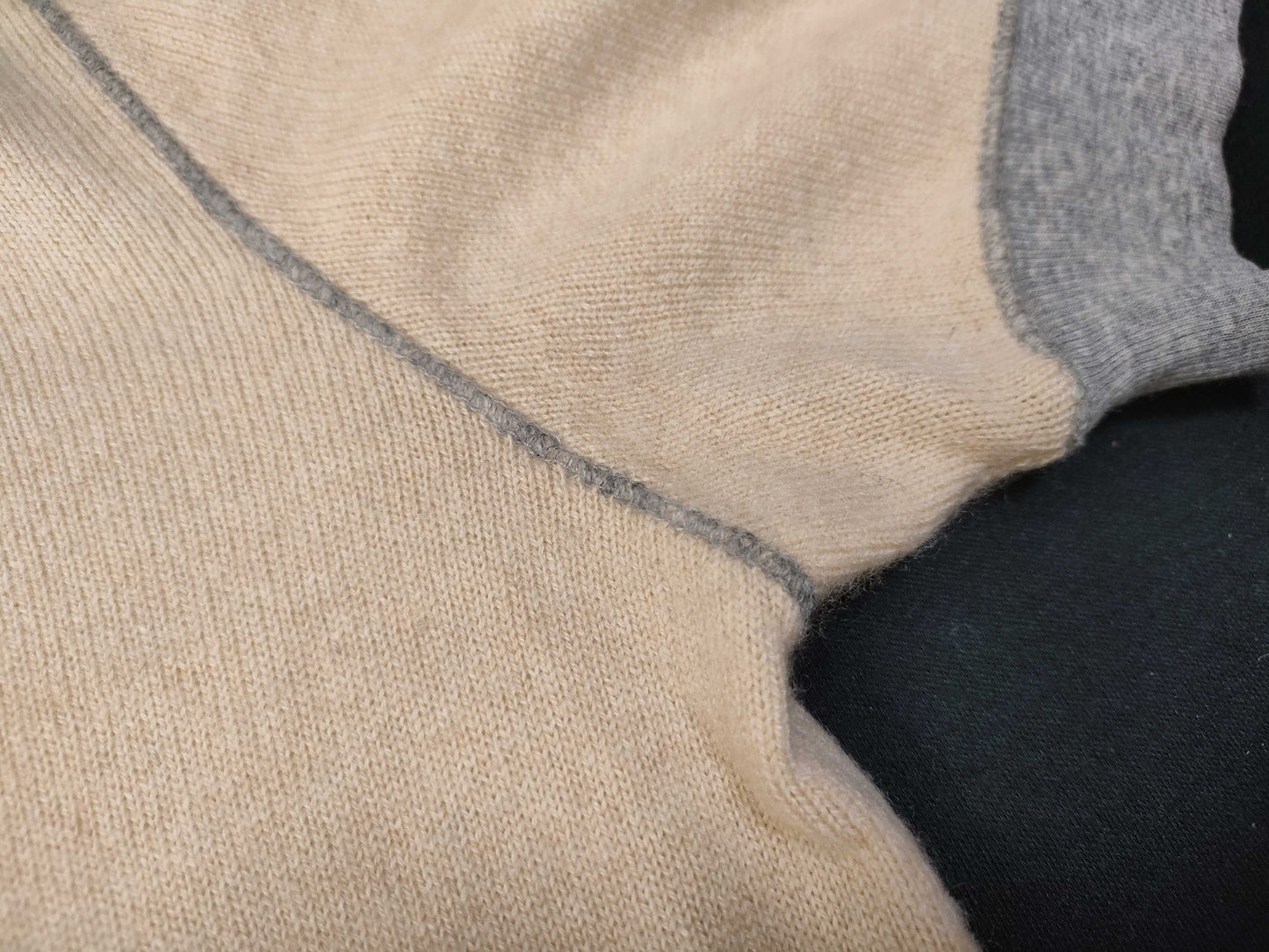 Men's Cashmere Brunello Cucinelli Short Sleeve Knit Top, Size L