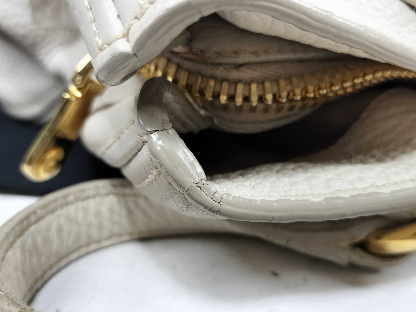 Miu Miu MIUMIU Vitello Luxe 2-way handbag, shoulder bag, gathered handbag