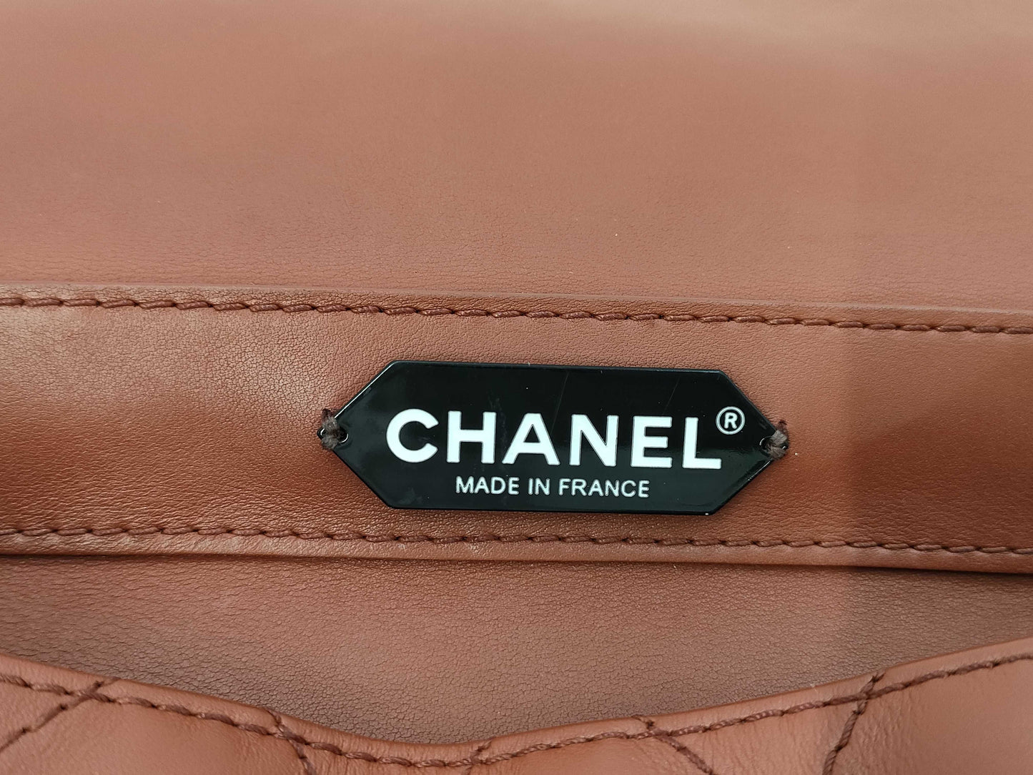 CHANEL Leather Handbag 22217391