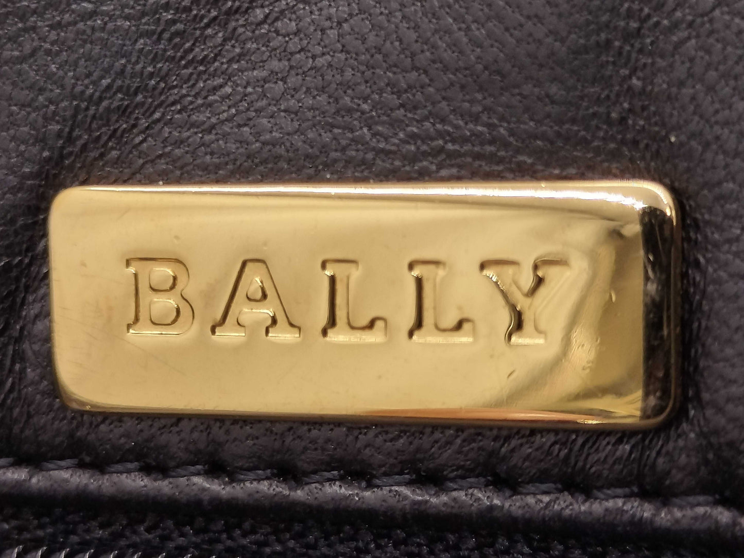 BALLY Chain Shoulder Bag Black Quilted Bag