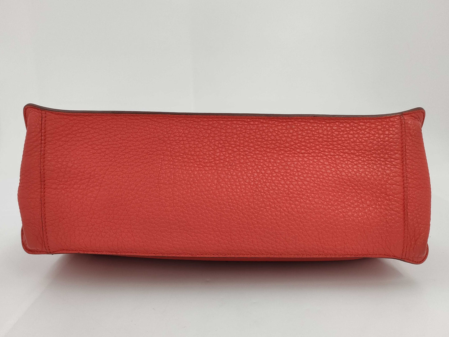 HERMES Etrivelte Taurillon Clemence Handbag with P Stamp