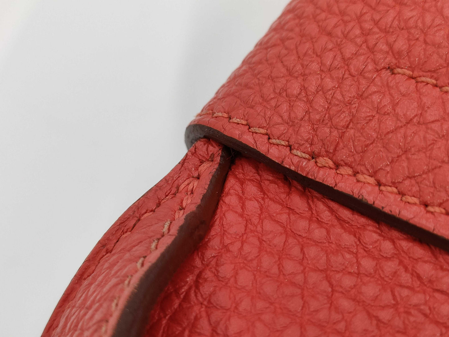HERMES Etrivelte Taurillon Clemence Handbag with P Stamp