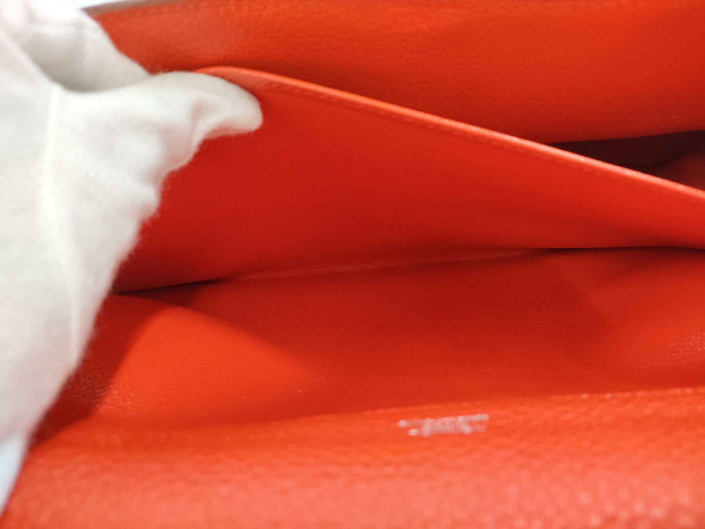 HERMES Etrivelte Taurillon Clemence Handbag with P Stamp