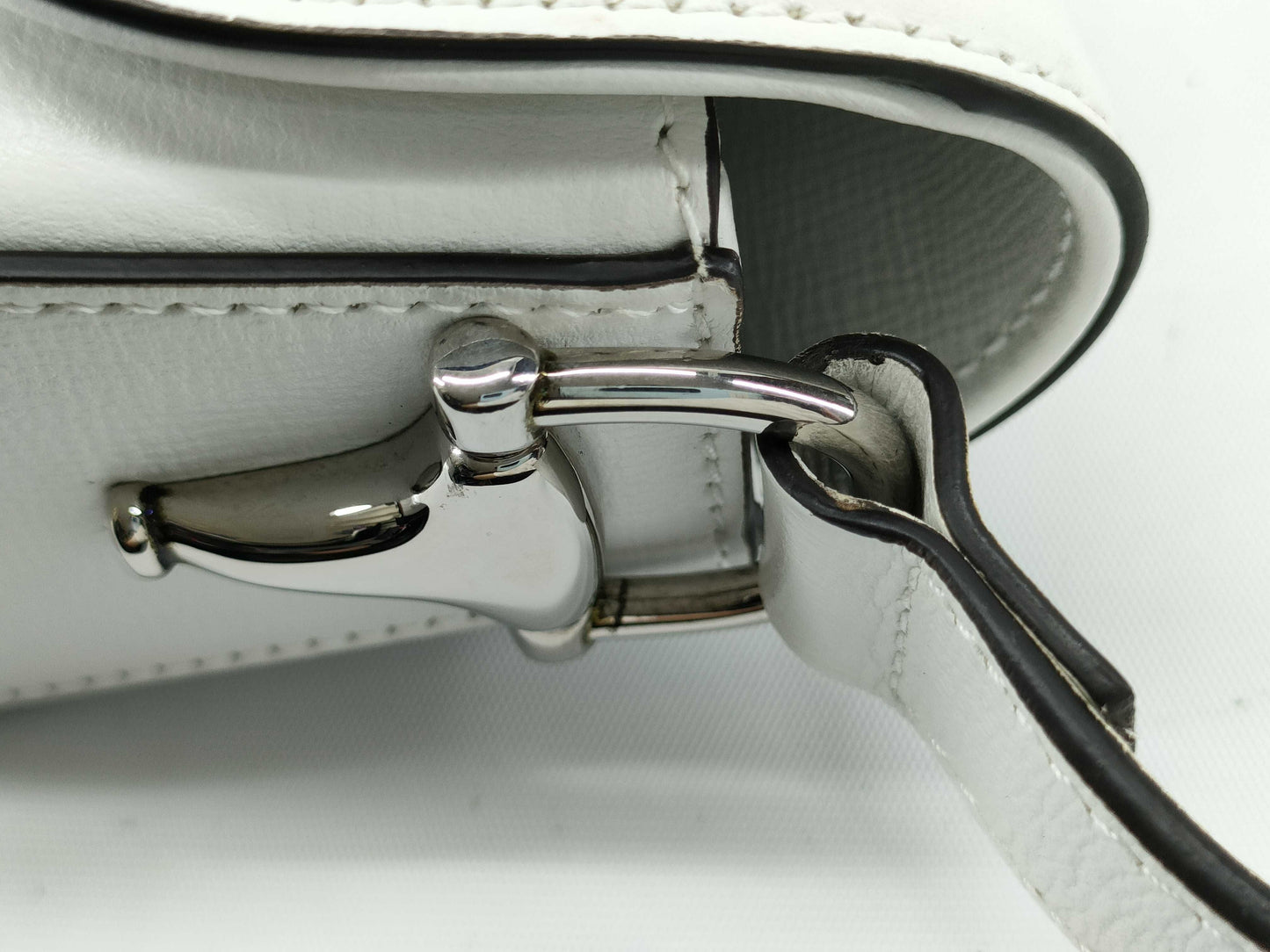 GUCCI Horsebit Hardware Shoulder Bag