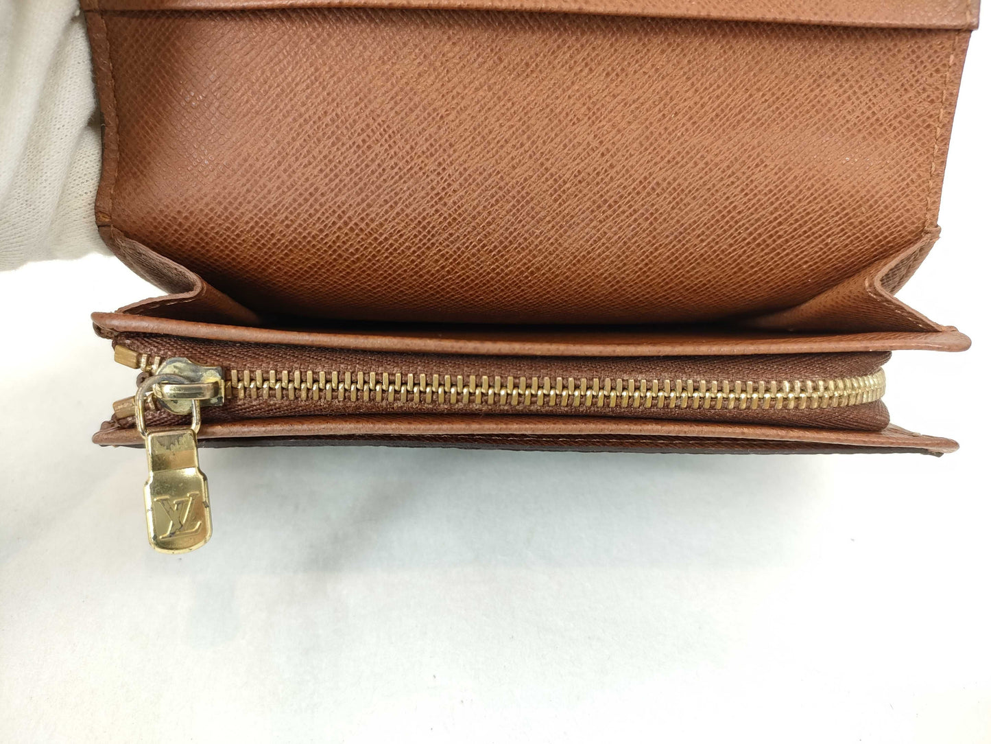 LOUIS VUITTON M61730 Monogram Louis Vuitton Bifold Wallet
