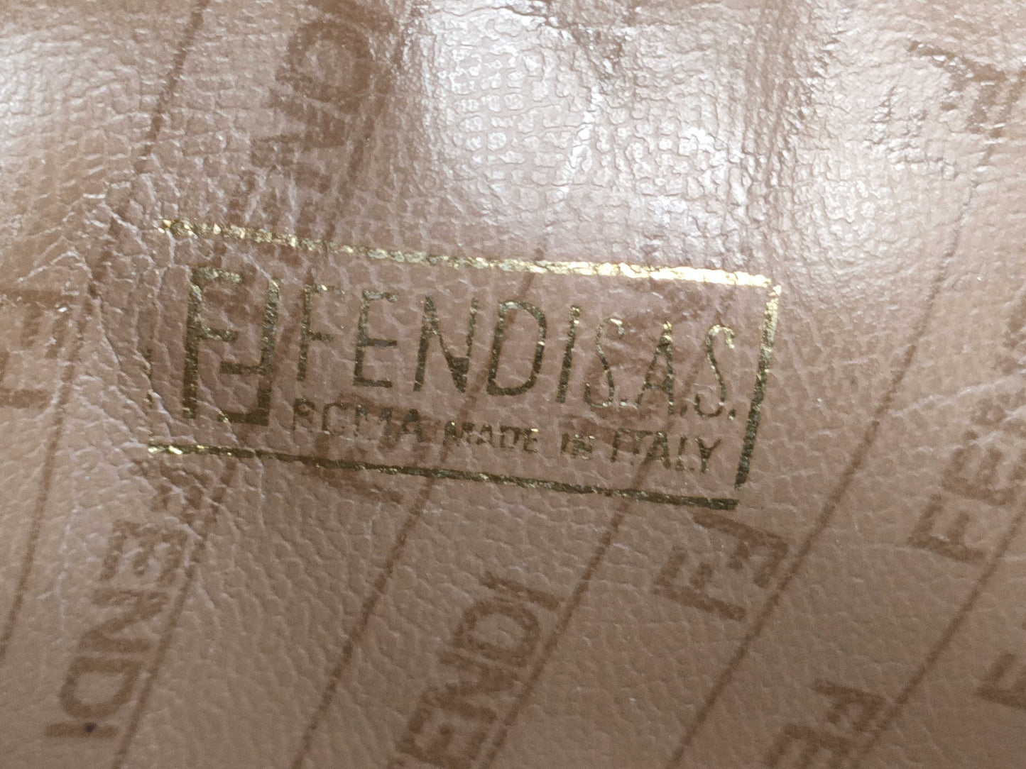 FENDI. Pouch