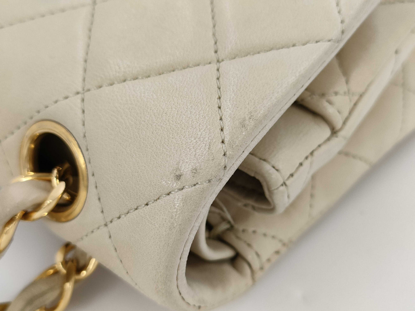 CHANEL Matelasse Chain Shoulder Bag 23, White Lambskin