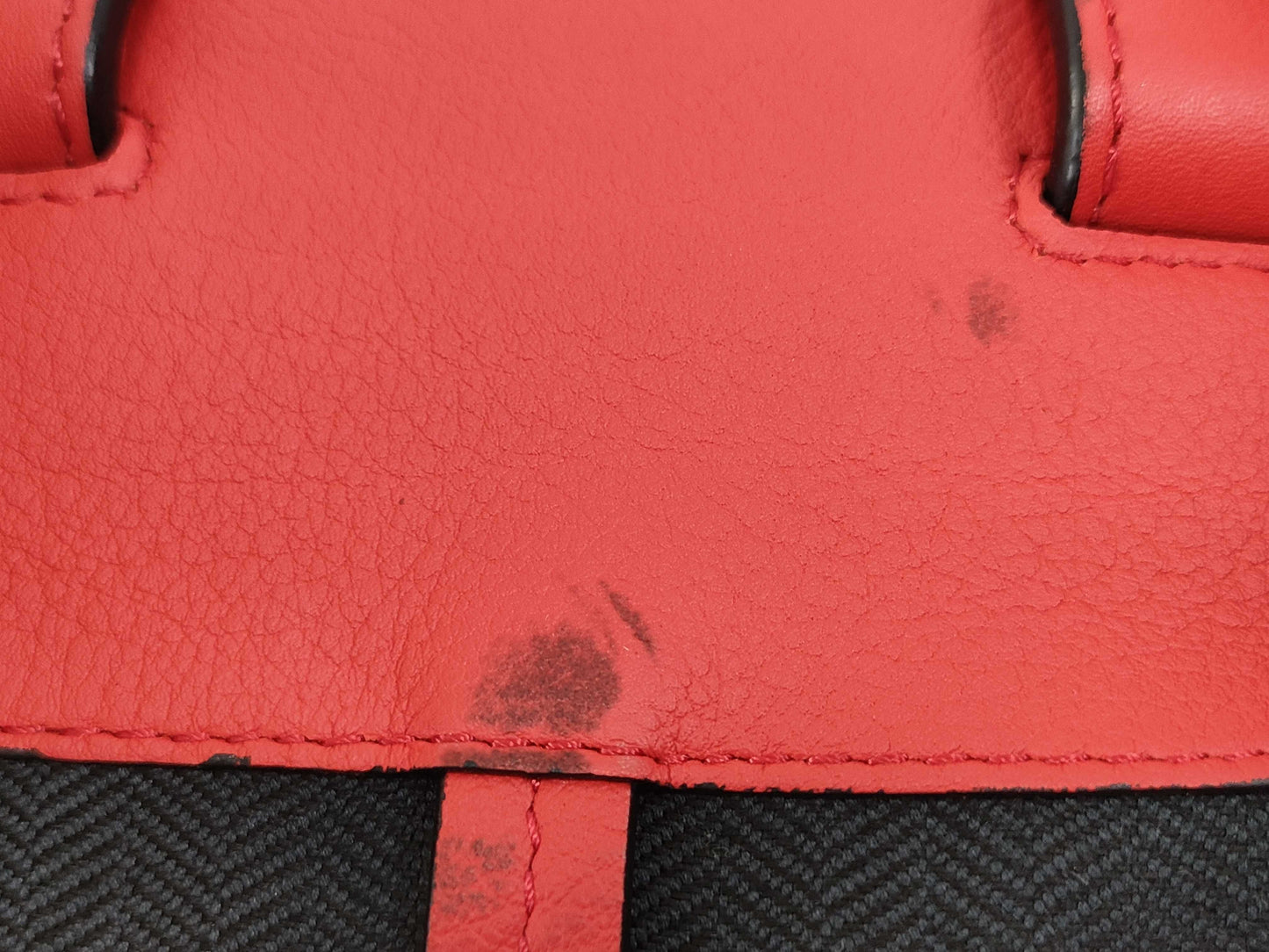 LOEWE Hammock Medium Red Shoulder Bag