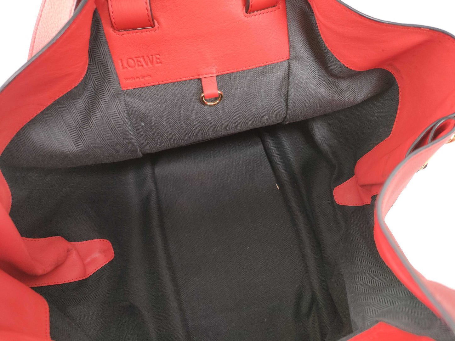 LOEWE Hammock Medium Red Shoulder Bag