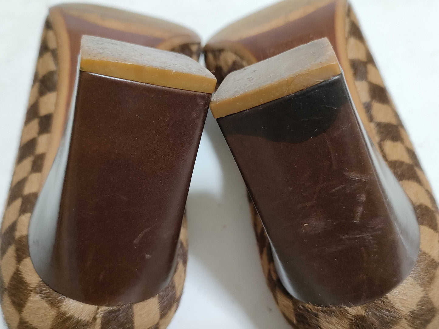 LOUIS VUITTON Damier Louis Vuitton Pumps